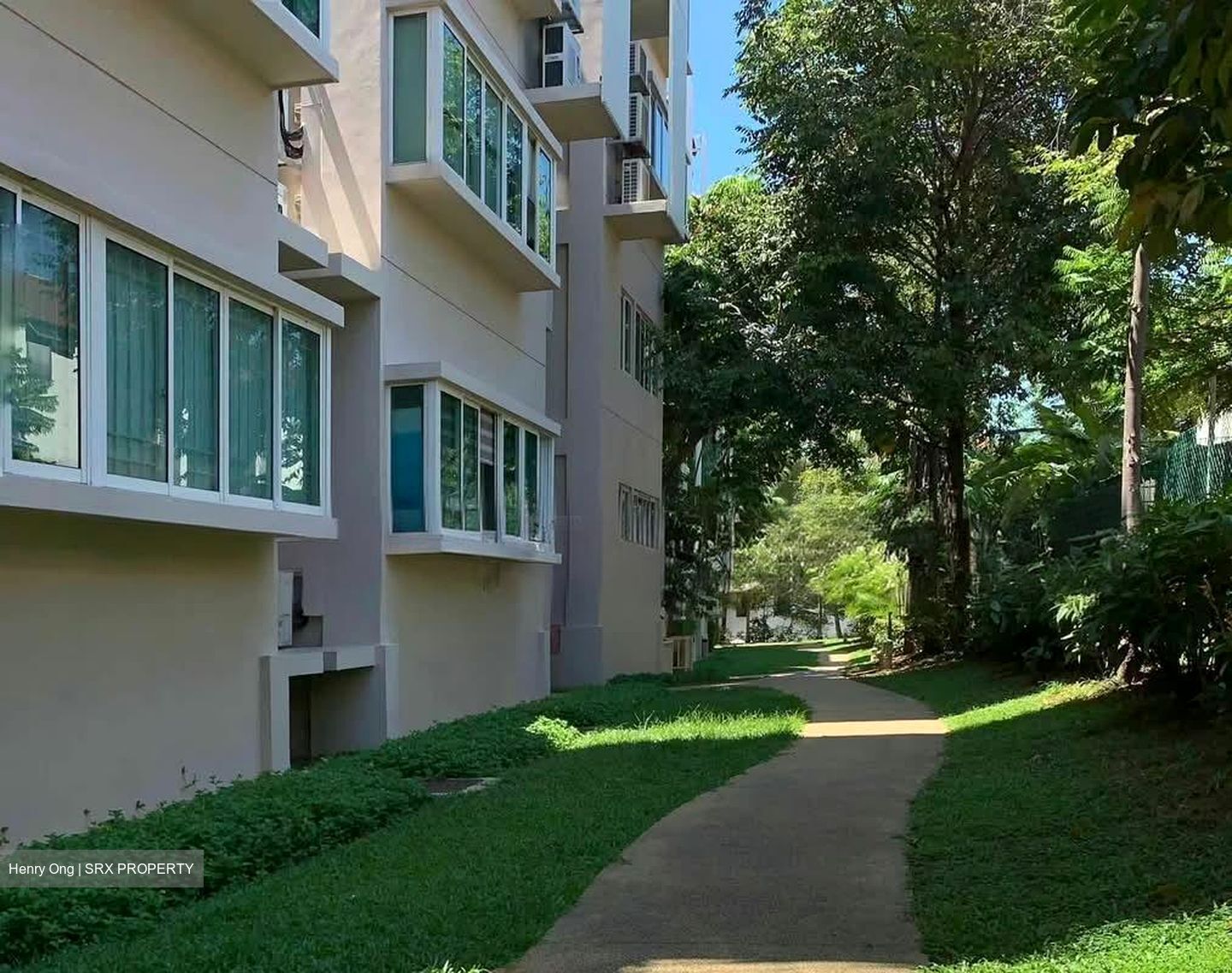 Country Park Condominium (D16), Condominium #562074761